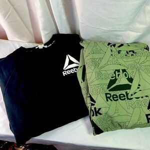Reebok Black and Green Logo Sweatshirt Duo medium